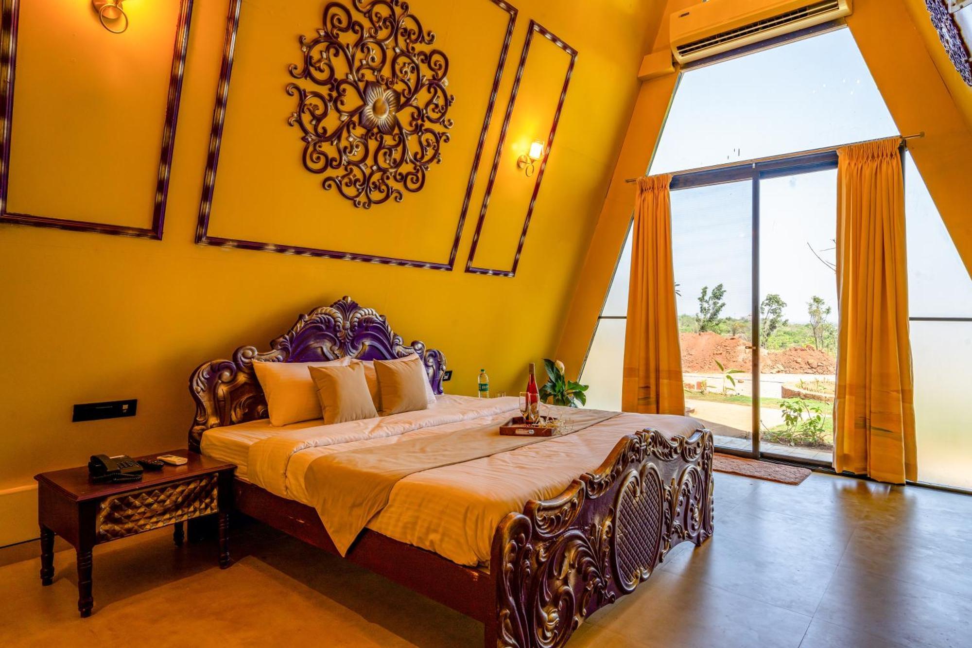 Dio Regaalo Theme Resort, Ратнагири Экстерьер фото