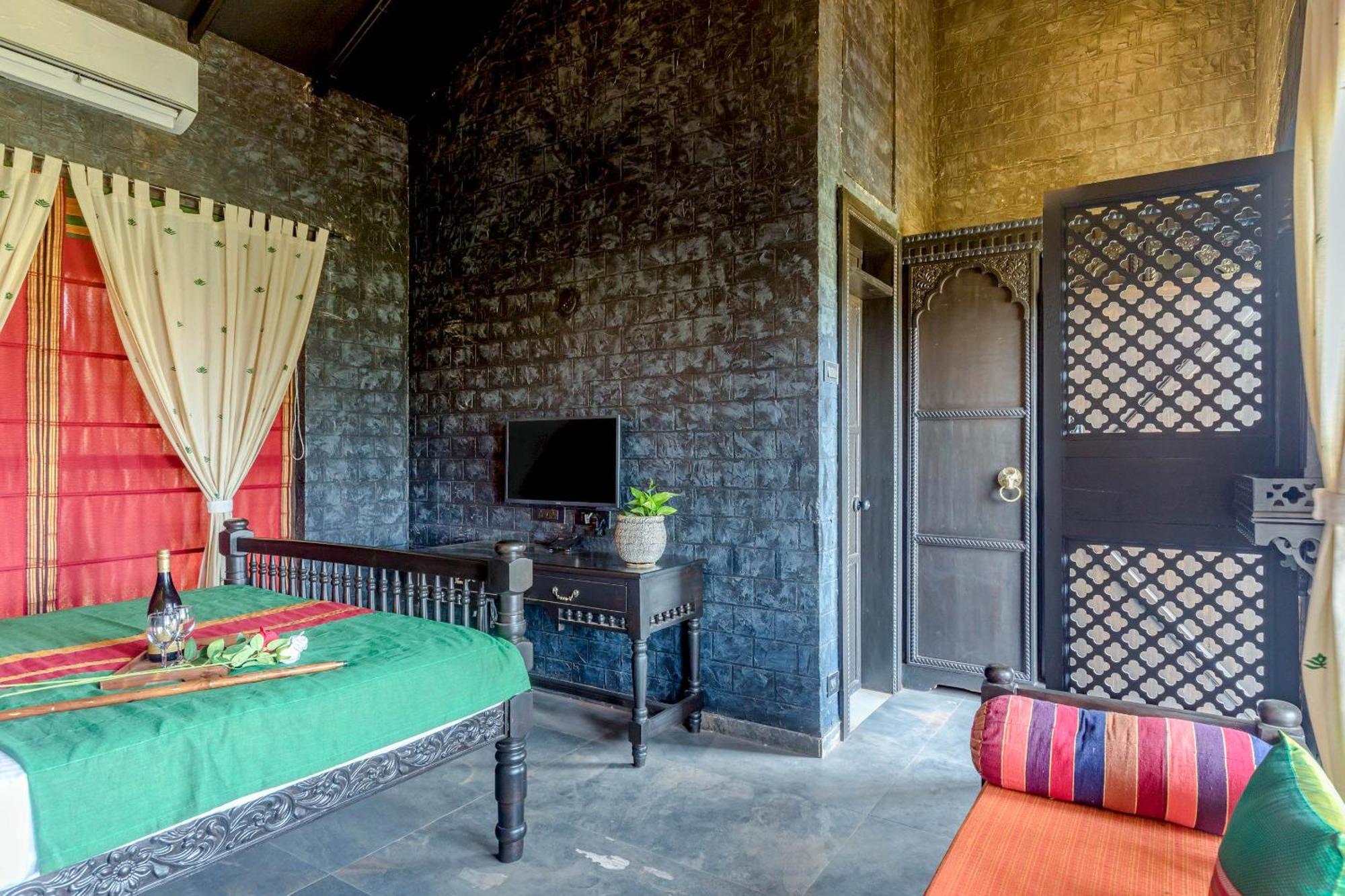 Dio Regaalo Theme Resort, Ратнагири Экстерьер фото